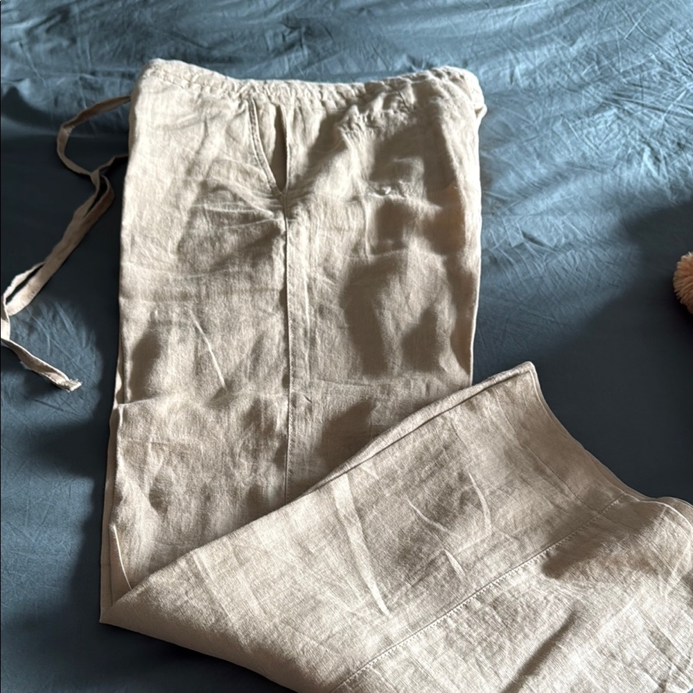 Banana Republic Tan Chinos Versatile Khakis